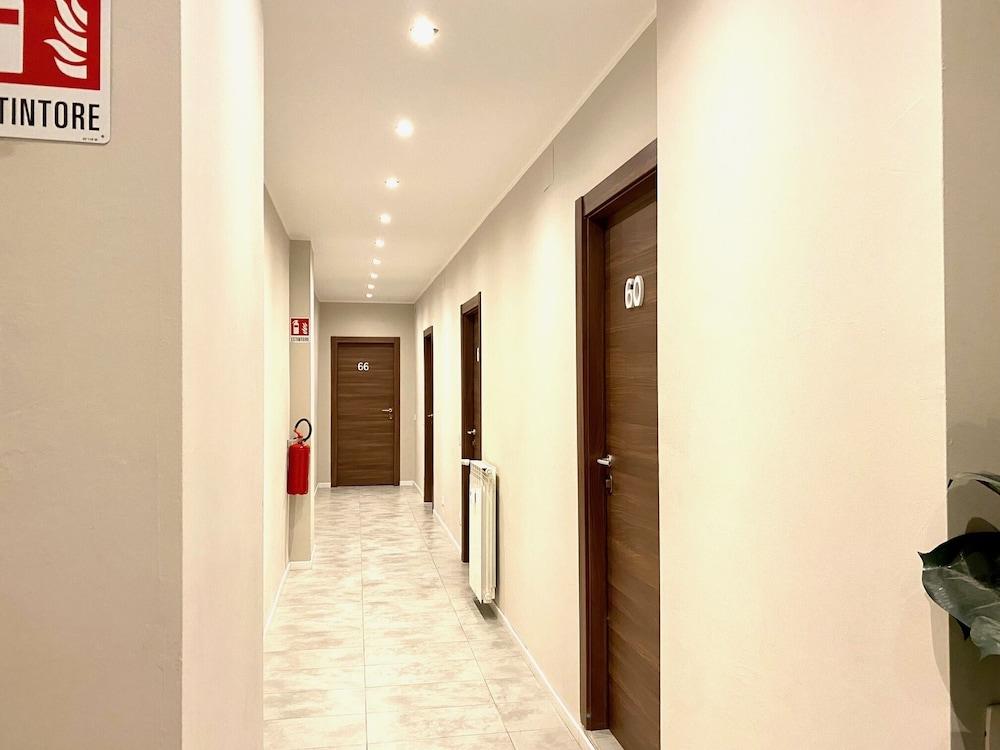 Golden Milano Hotel מראה חיצוני תמונה